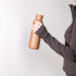 Sagaform Tekla Push stalowa butelka z zakrętką (z recyklingu) 500 ml Brązowy LT52134-N0051 (4) thumbnail
