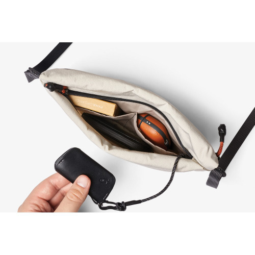 Saszetka zapinana w pasie, nerka Bellroy Beżowy P763.3819 (4)