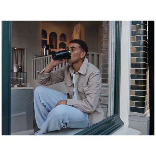 Kubek termiczny Stanley Everyday Suburban 473 ml wykonany z recyklingowanej stali nierdzewnej Czarny 10097890 (5)