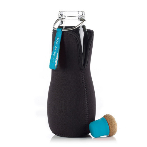 Butelka na wodę EAU GOOD w pokrowcu BLACK+BLUM niebieski B3EGG001 (1)