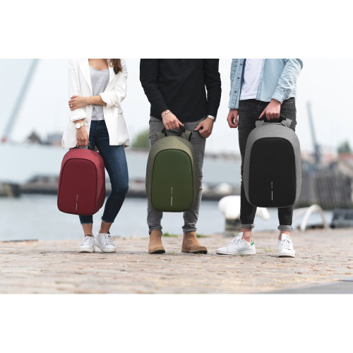 Bobby Hero Small plecak chroniący przed kieszonkowcami Czerwony P705.704 (14)