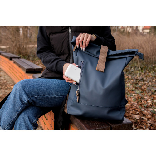 Nieprzemakalny plecak na laptopa 15,6" B'RIGHT | Chike Granatowy V1421-04 (1)