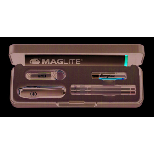 Zestaw z lataką Maglite-Solitaire LED i czarny scyzorykiem Victorinox Classic 58 mm Czarny 4401403 
