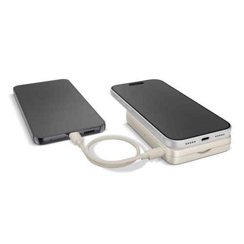 Fresh 'n Rebel Powerbank bezprzewodowy 10000 mAh kompatybilny z MagSafe Beżowy LT49745-N0055 (4)
