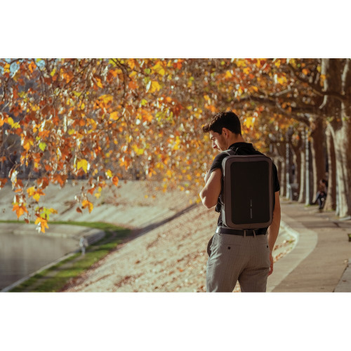 Bobby Bizz 2.0 plecak chroniący przed kieszonkowcami Szary P705.922 (15)