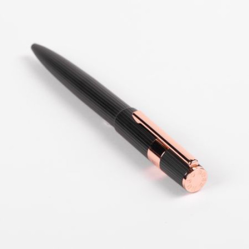 Długopis Gear Pinstripe Black / Rosegold Czarny HSV2854E (3)