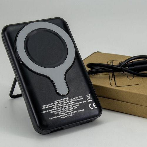Power bank 10000 mAh z ładowarką indukcyjną VENTURA Czarny 399903 (4)