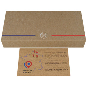 SCX.design P34 drewniany, bezprzewodowy powerbank o pojemności 5000 mAh 