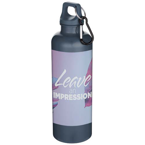 Oregon butelka na wodę o pojemności 750 ml z w jednolitym kolorze z karabińczykiem, wykonana z tworzyw sztucznych pochodzących z recyklingu z certyfikatem RCS   Szaroniebieski 10087855 (1)