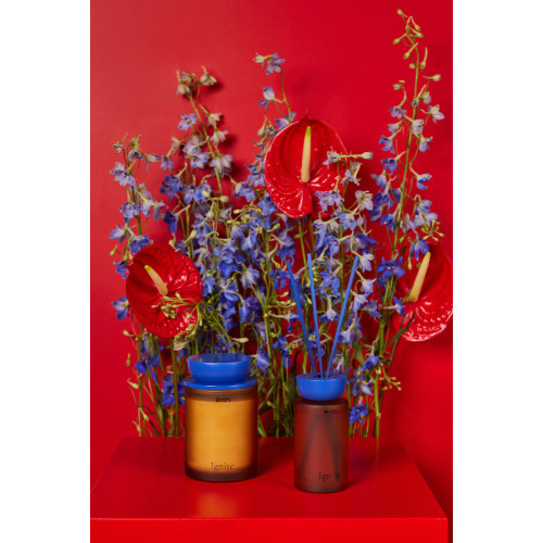 IGNITE ŚWIECA ZAPACHOWA 55 GODZ., BURSZTYNOWY/NIEBIESKI Bursztynowy/Niebieski 5292452014-00--00 (4)