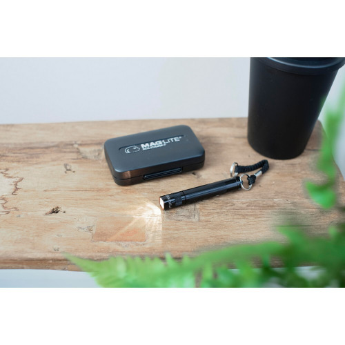 Latarka Czerwony V2153-05 (2)