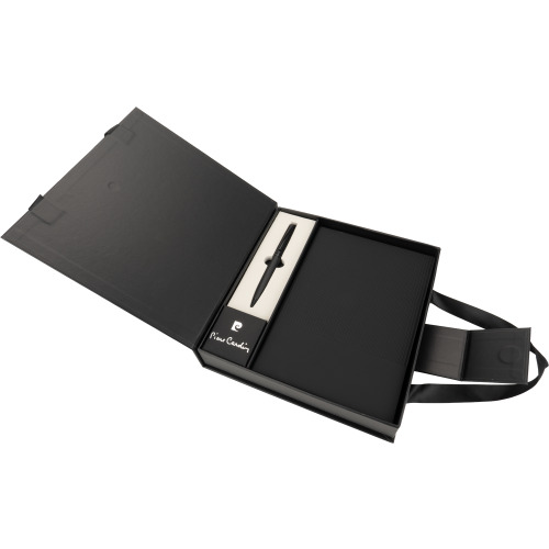 Notatnik A5 w linie z długopisem metalowym CHANTAL Pierre Cardin Czarny B4016700IP303 (17)