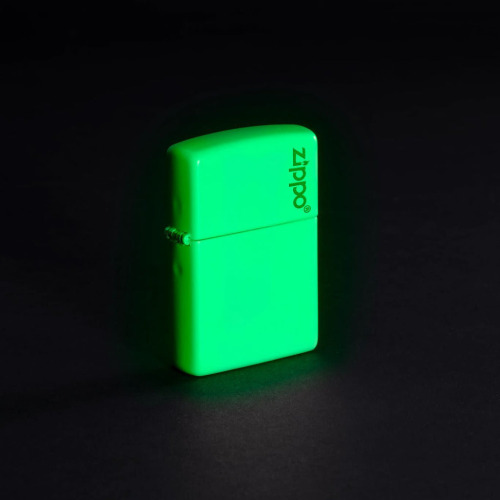 Zapalniczka Zippo Classic z logo Glow in the Dark ZIP60005765 (1)