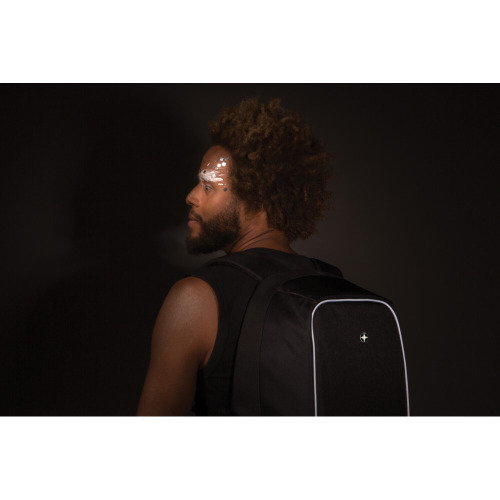 Plecak chroniący przed kieszonkowcami Swiss Peak Czarny P762.110 (18)