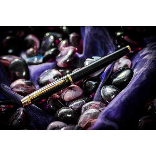 Pióro wieczne EXO Aries, czarny lakier, wykończenia złote, etui premium Czarny EXP1030.03GTFP-CZ (4)