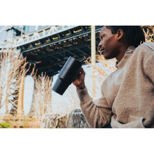 Kubek termiczny 900 ml Czarny P437.3001 (2)