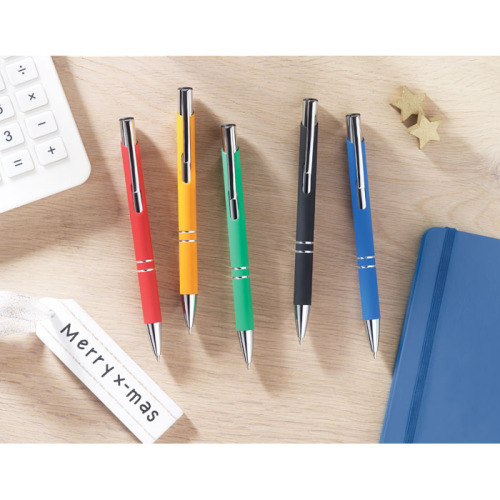 Długopis z gumowym wykończenie Zielony MO8857-09 (3)