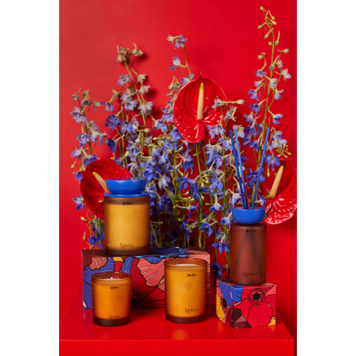 IGNITE ŚWIECA ZAPACHOWA 30 GODZ., BURSZTYNOWY Bursztynowy 5292452414-00--00 (2)