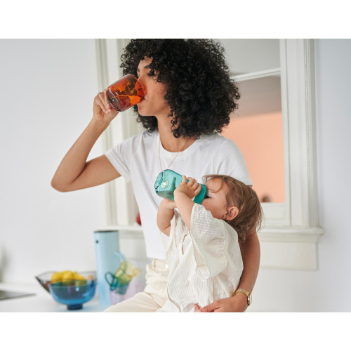 Kubek dziecięcy treningowy do nauki picia 300ml Mio Deep Blue Mepal Niebieski MPL108015014600 (3)