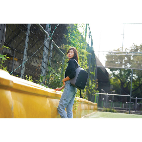 Bobby Hero Small plecak chroniący przed kieszonkowcami Szary P705.702 (15)