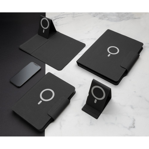 Teczka konferencyjna, notatnik A5, ładowarka bezprzewodowa, power bank 8000 mAh Czarny P774.312 (6)