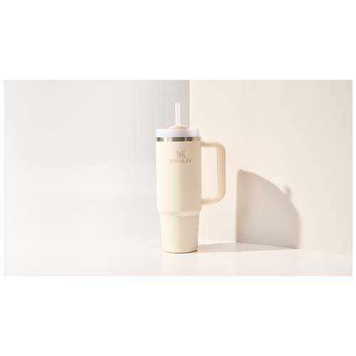 Kubek termiczny Stanley Quencher® H2.0 FlowState™ 890 ml z recyklingowanej stali nierdzewnej Kremowy 10098110 (3)
