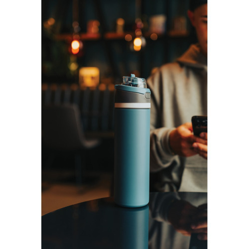 Butelka sportowa 700 ml Omni Czarny P437.0801 (11)