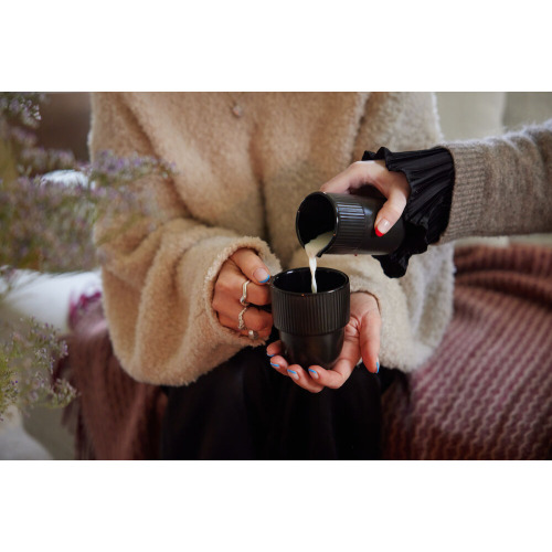 Kubek z uchem INKA, czarny Czarny 5018532- (2)