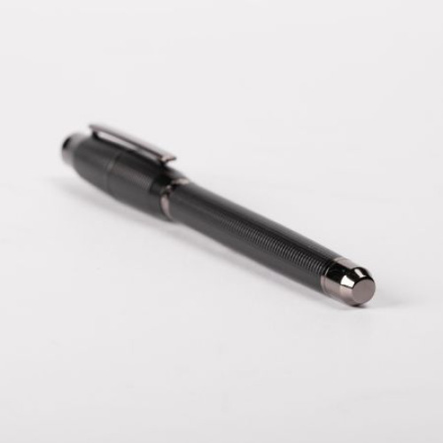 Wieczne pióro Cone Gun Czarny HSW2632A (6)