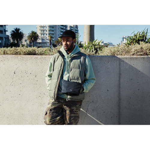 Saszetka zapinana w pasie, nerka Bellroy Czarny P763.3801 (12)