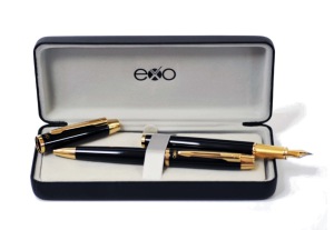 Zestaw (pióro wieczne i długopis) EXO Aries, czarny lakier, wykończenia złote, etui premium czarny