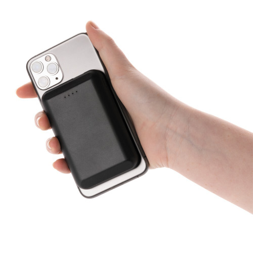 Magnetyczny, bezprzewodowy power bank 5000 mAh, 5W Czarny P322.281 (9)