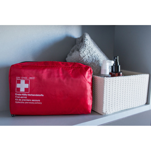 Apteczka samochodowa w pokrowcu, 30 el. | Gemma Czerwony VA096-05 (7)