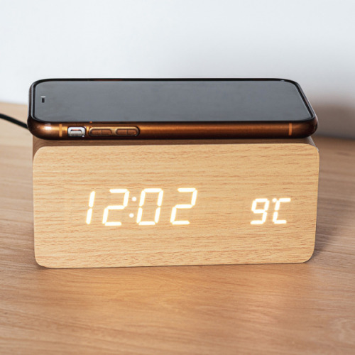 Zegar z ładowarką indukcyjną DELILAH Beżowy 3151513 (7)