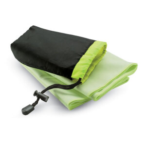Ręcznik sportowy w etui zielony
