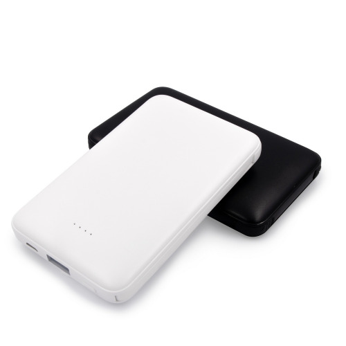 Power bank 5000 mAh ze zintegrowanymi kablami, adapter w komplecie | Presley Czarny V0905/W-03 (10)