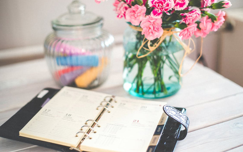 Kalendarz reklamowy z logo