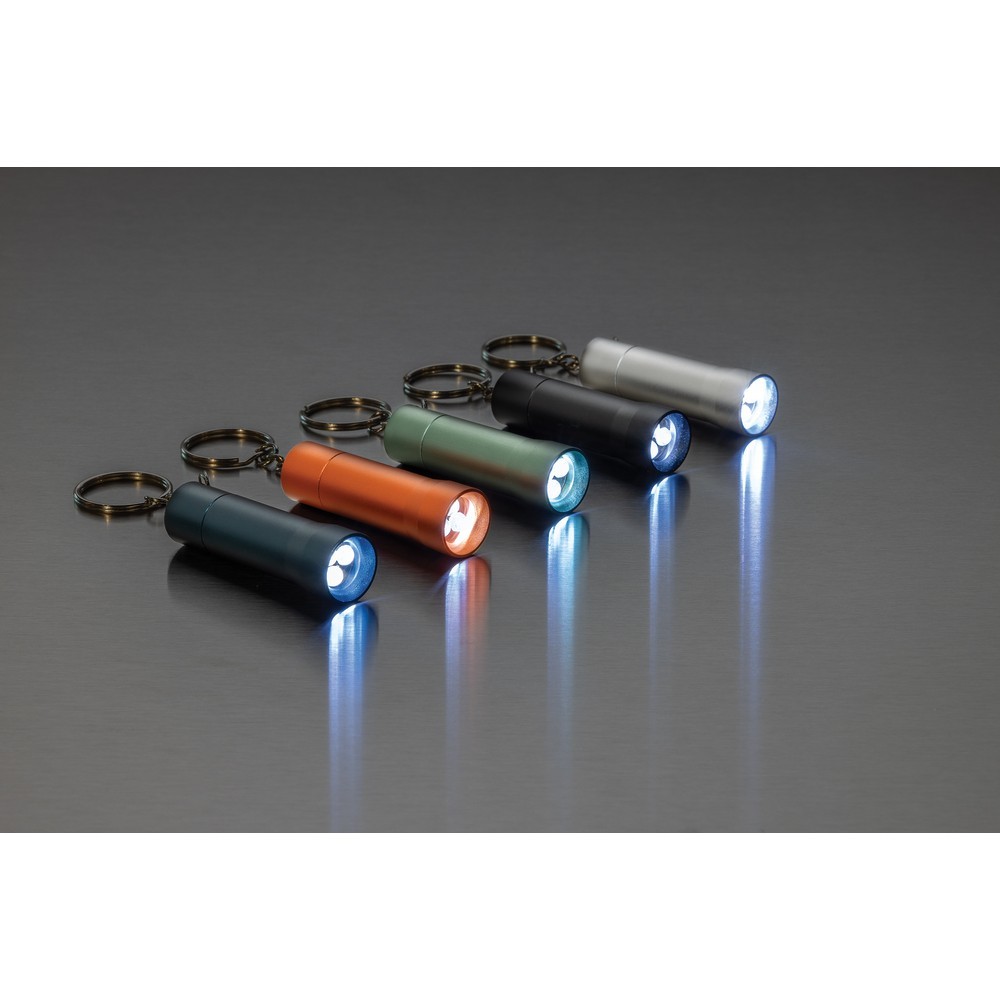 Brelok do kluczy z aluminium z recyklingu, latarka Flash Czarny P514.0401 (7)