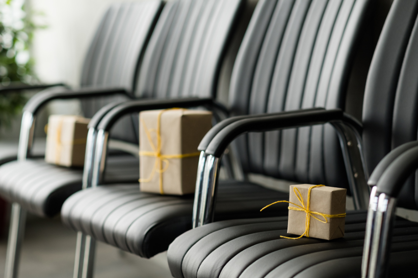 10 pomysłów na prezenty świąteczne dla pracowników