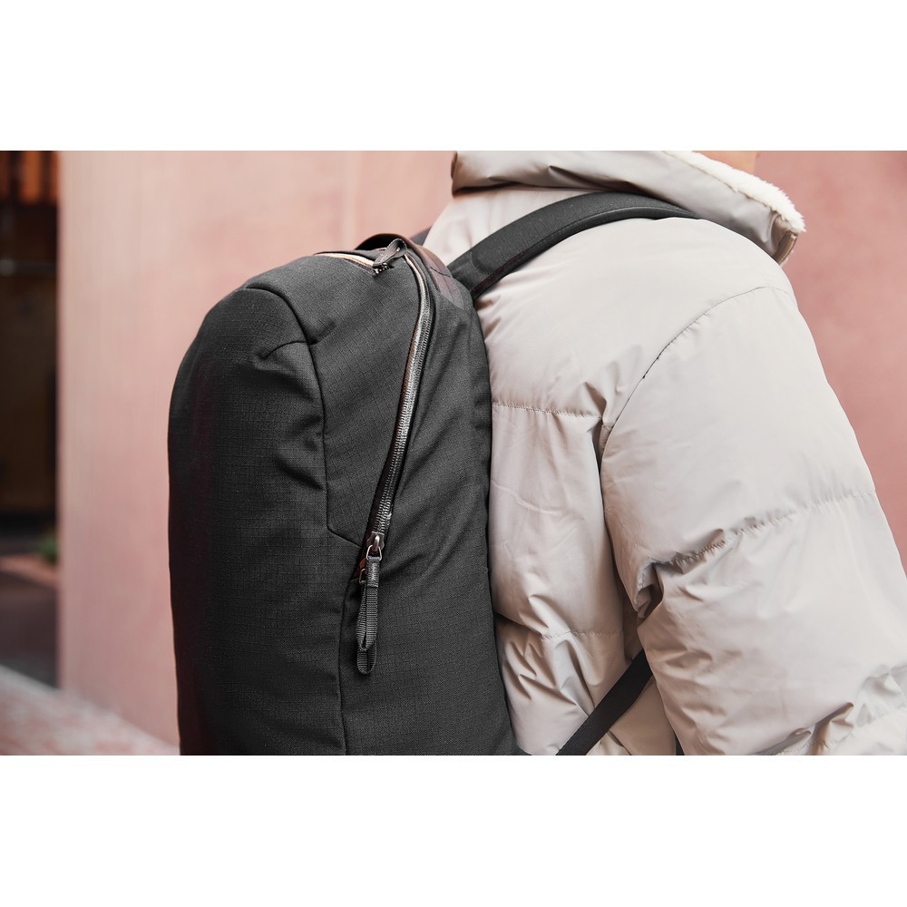 Plecak na laptopa 16" Bellroy Via Czarny P763.3501 (14)