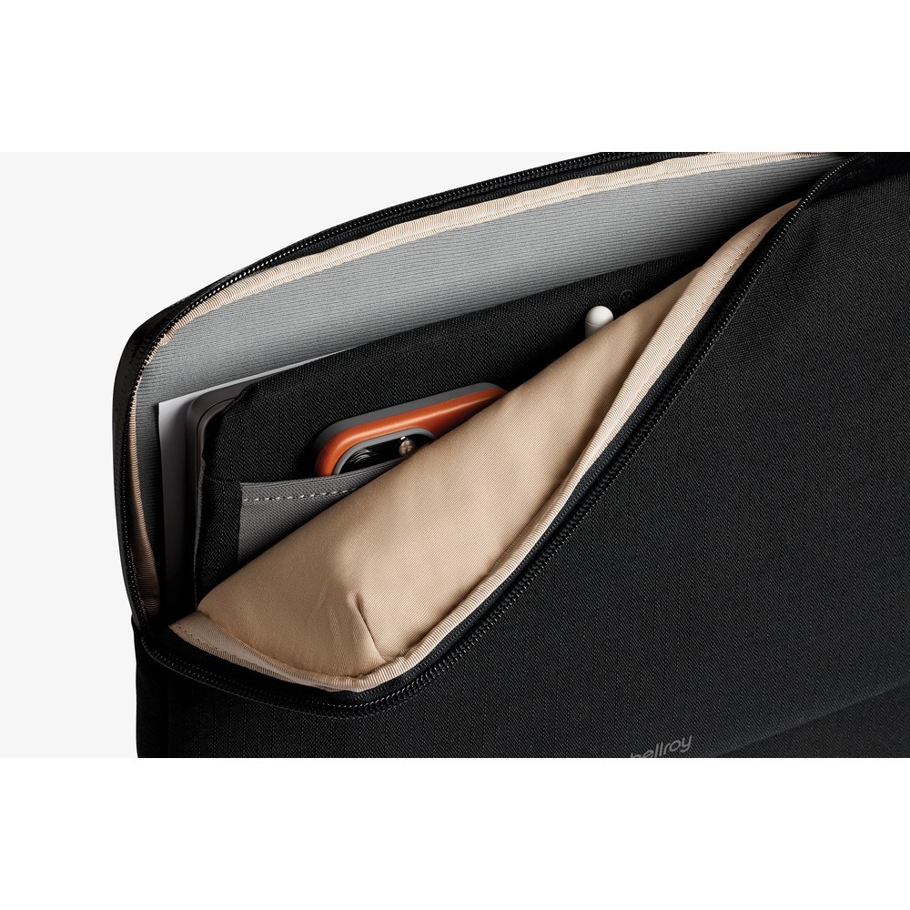 Pokrowiec na laptopa 16" Bellroy Czarny P763.4001 (5)