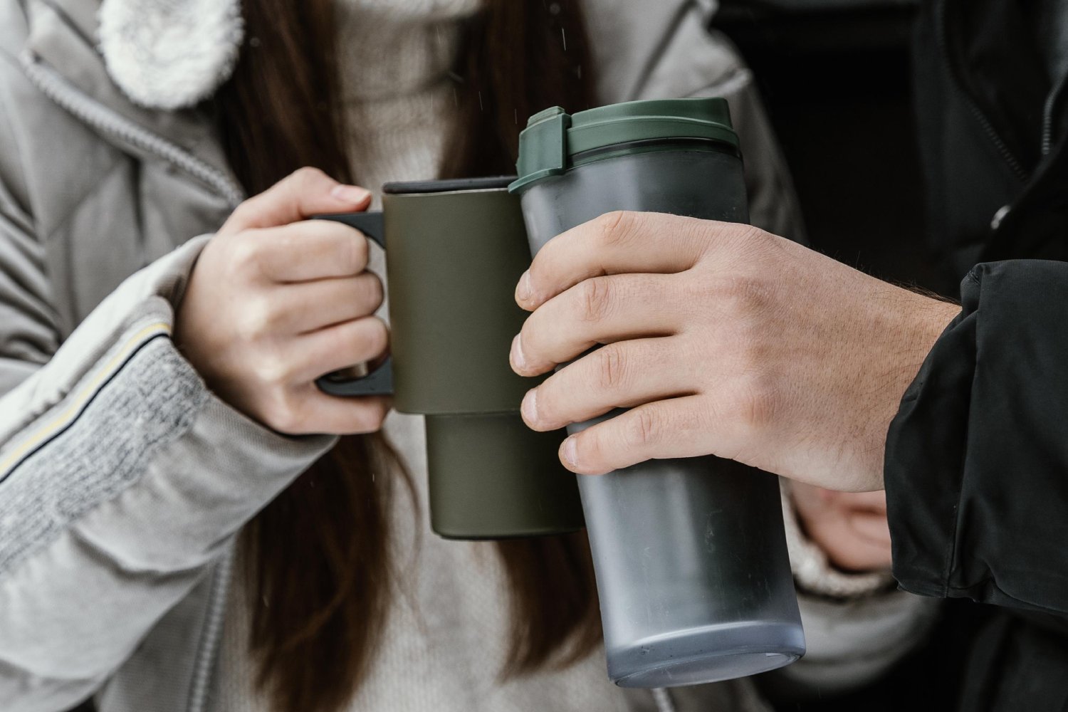 Kubki termiczne – podpowiadamy, które wybrać i na co zwrócić uwagę