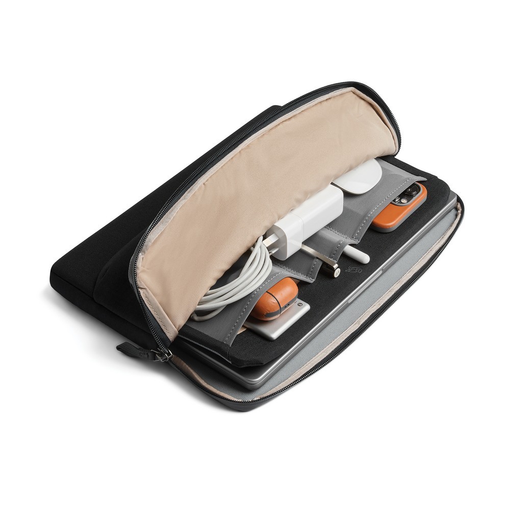 Pokrowiec na laptopa 16" Bellroy Czarny P763.4001 (3)