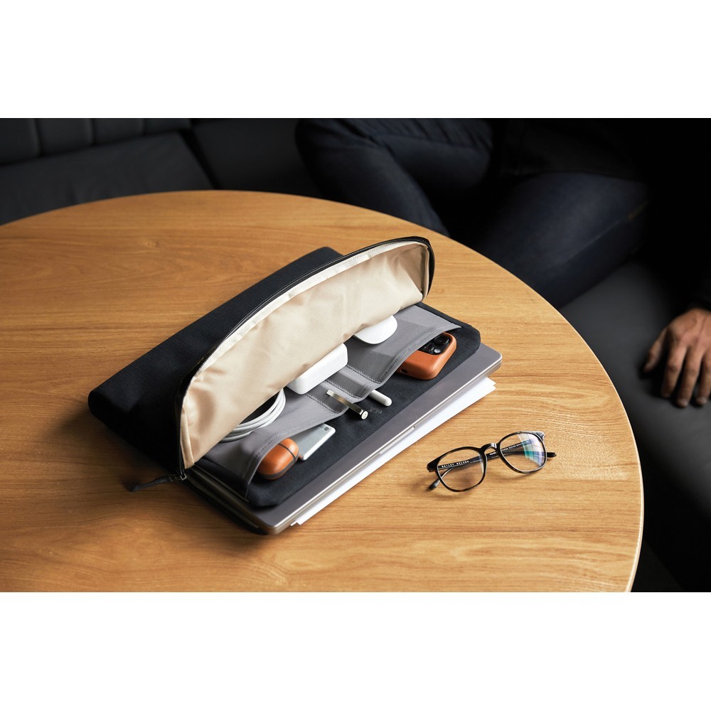 Pokrowiec na laptopa 16" Bellroy Czarny P763.4001 (12)