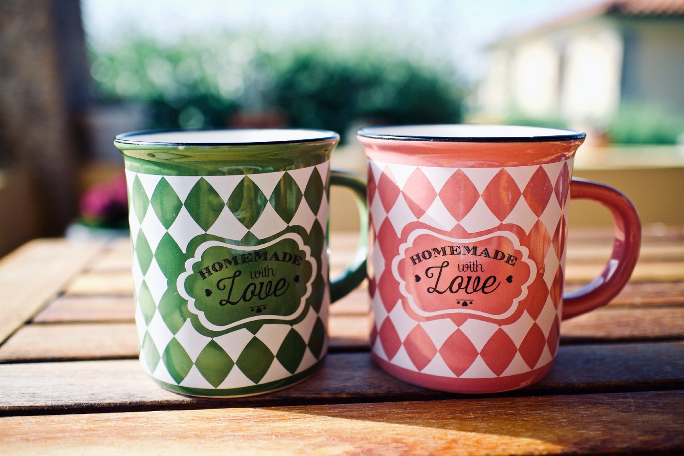 Techniki nadruku na kubkach firmowych – tworzenie trwałego i estetycznego projektu