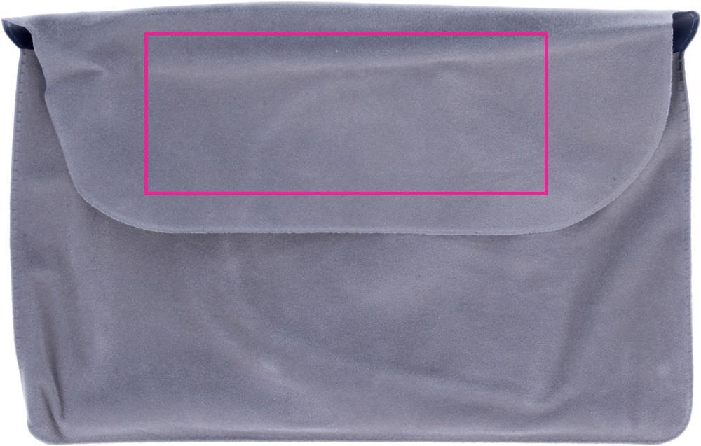 FRONT POUCH