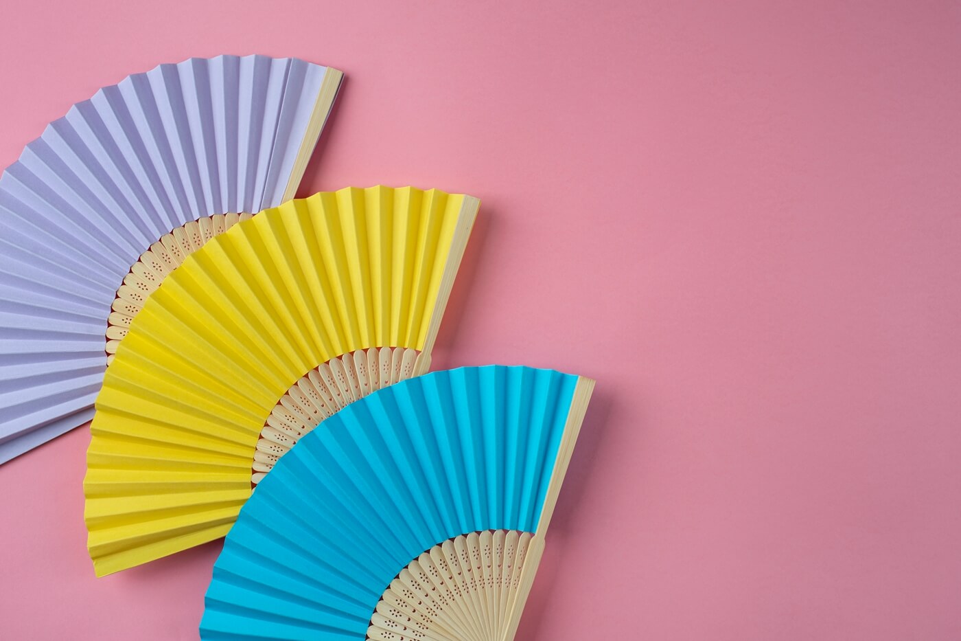 Gdzie można kupić wachlarz z własnym nadrukiem? Zobacz pełną ofertę!